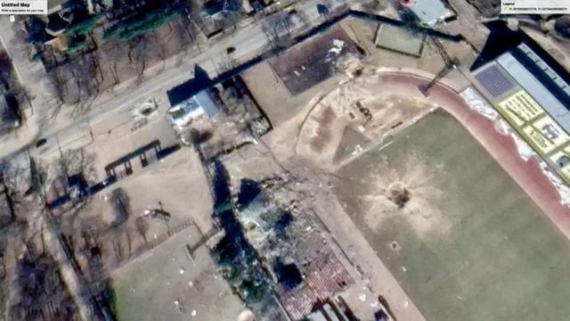 Спутниковая фотография разрушенного стадиона