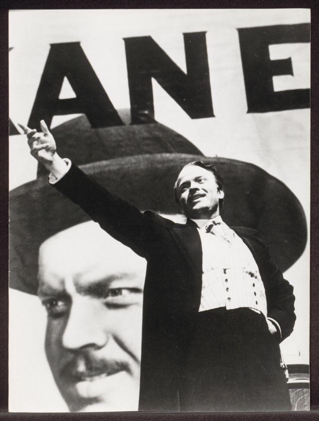В течение полувека, с 1962 по 2012 год, первую строчку в опросе журнала Sight and Sound занимал фильм Орсона Уэллса "Гражданин Кейн"