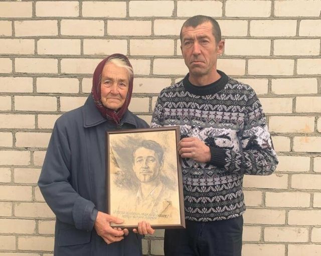 Мать Витольда Ашурка и его брат, Андрей