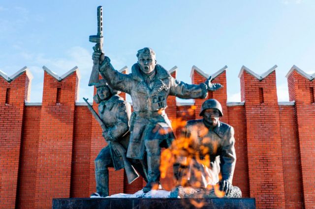 Вечный огонь в деревне Ленино Московской области