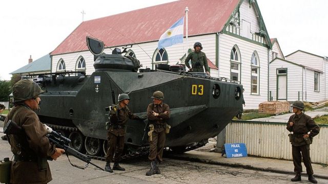 Аргентинские военные в Порт-Стэнли