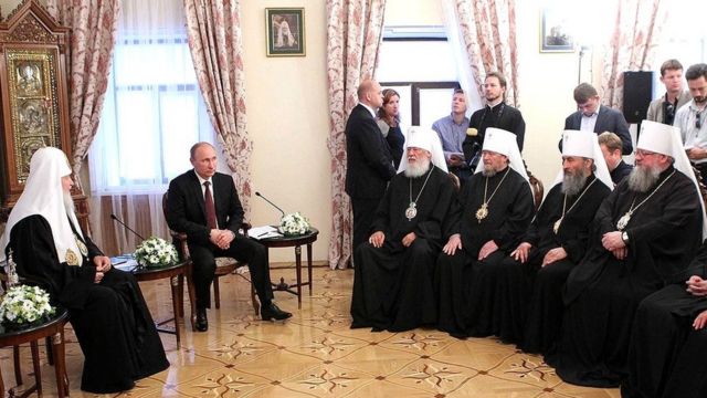 2013 год. Владимир Путин и патриарх Кирилл встречаются с синодом Украинской православной церкви
