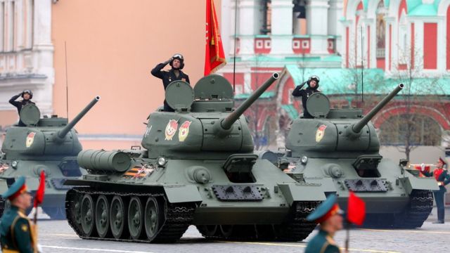 Танки Т-34 на Параде Победы