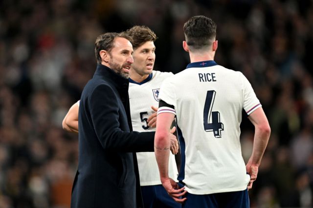 Gareth Southgate and Declan Rice