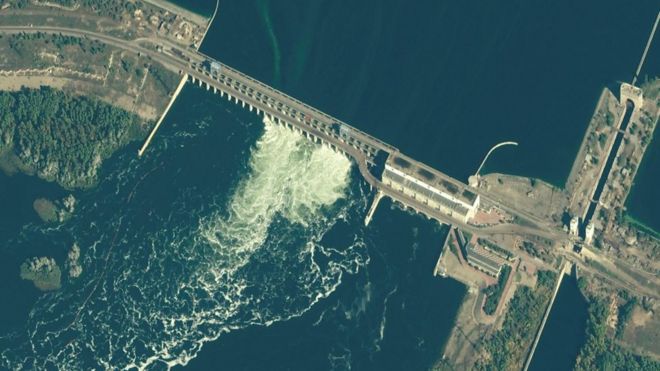 Кому выгодно уничтожение дамбы Каховской ГЭС?