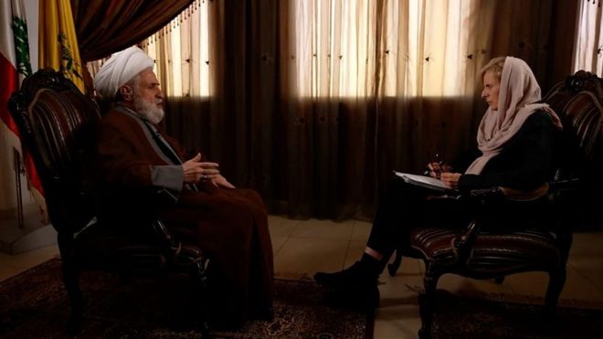 Замглавы «Хезболлы» Шейх Наим Касем и корреспондент Би-би-си Орла Герин