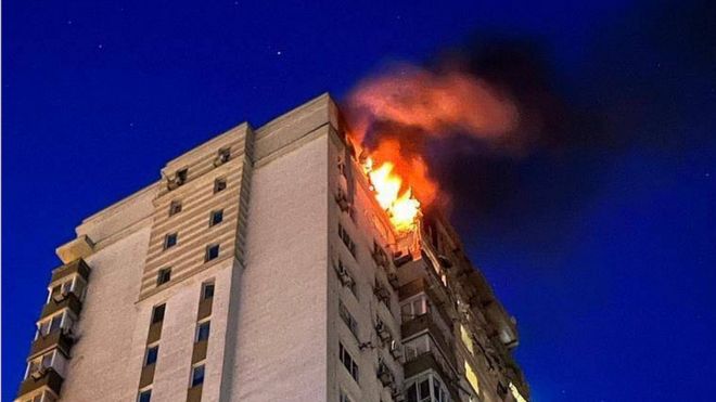 Пожар в мнгогоэтажке в Голосеевском районе Киева