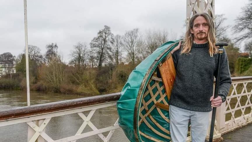 Pete Redding and his coracle