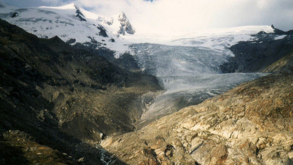 Schlatenkees glacier in 2001