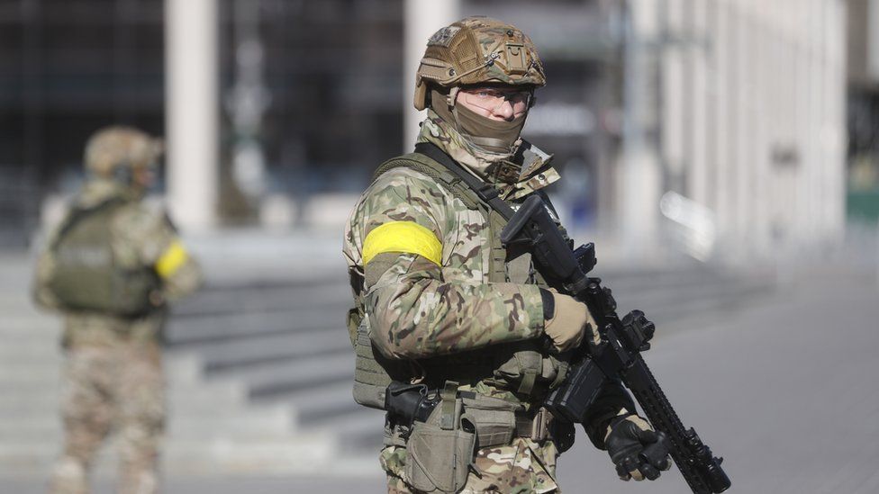 Ukrainian soldiers stand at Maidan Nezalezhnost (Independence Square) in Kiev (Kyiv), Ukraine, 28 February 2022.