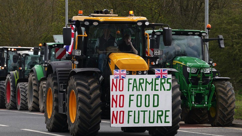 Tractor rally