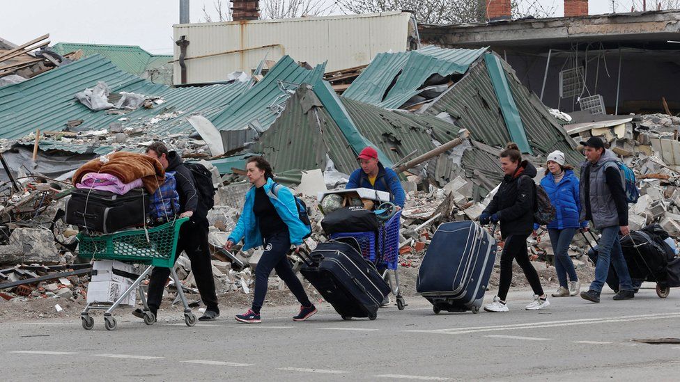 Civilians evacuating from Mariupol
