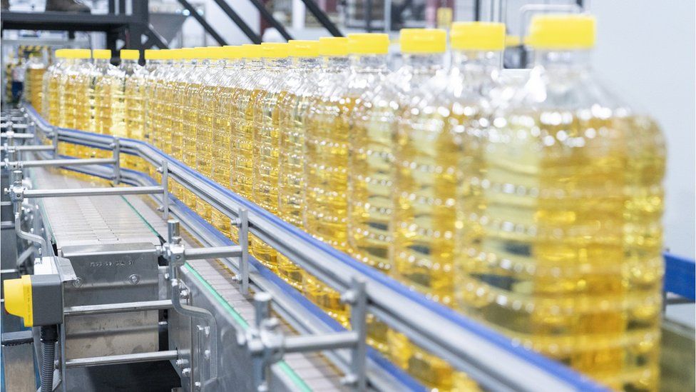 Vegetable oil is packaged in a vegetable oil factory