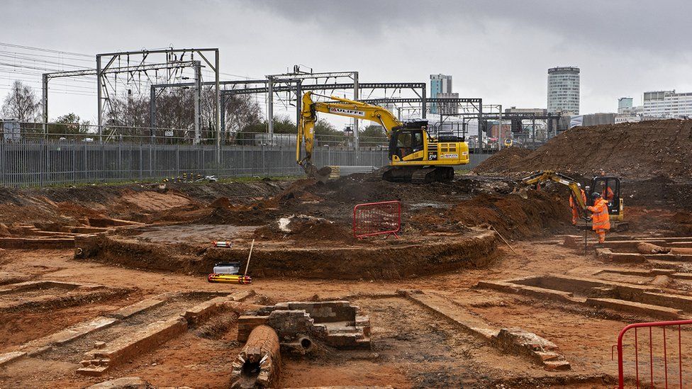 Curzon Street station turntable