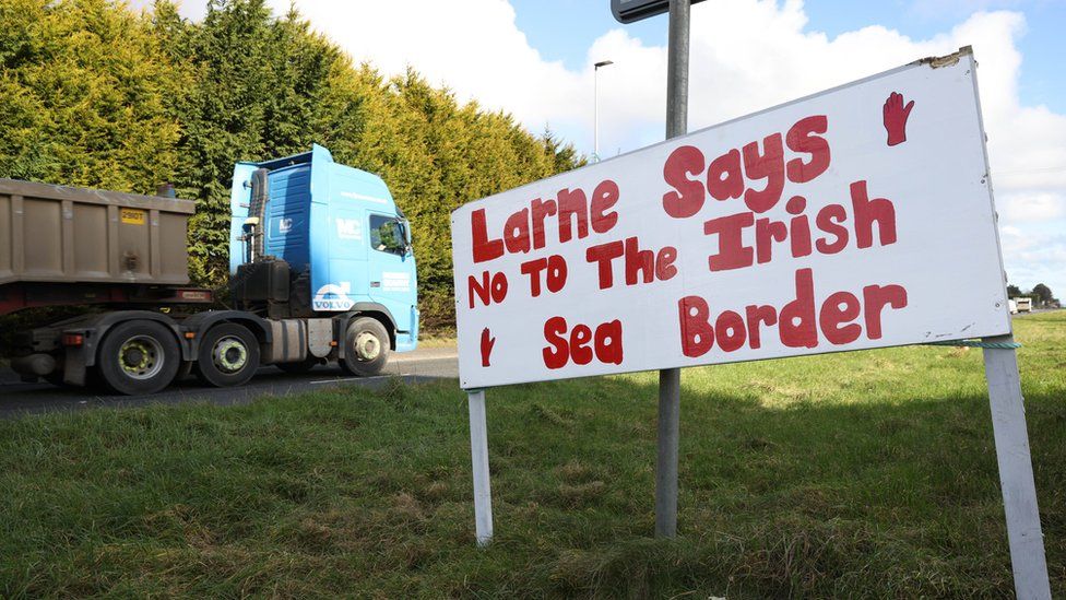 Larne Says No to Irish Sea border sign