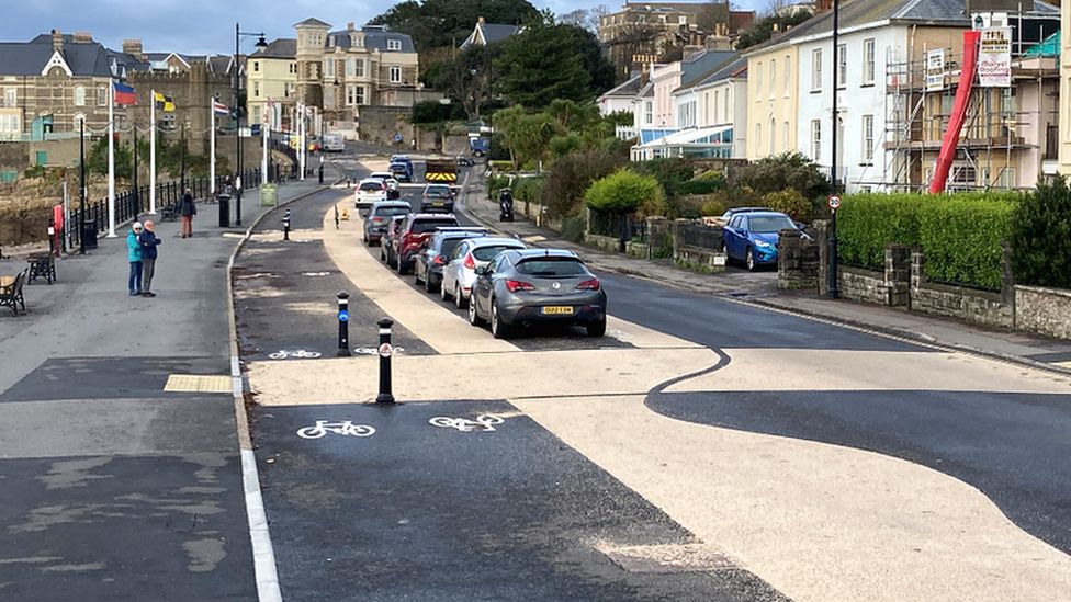 Clevedon seafront road markings