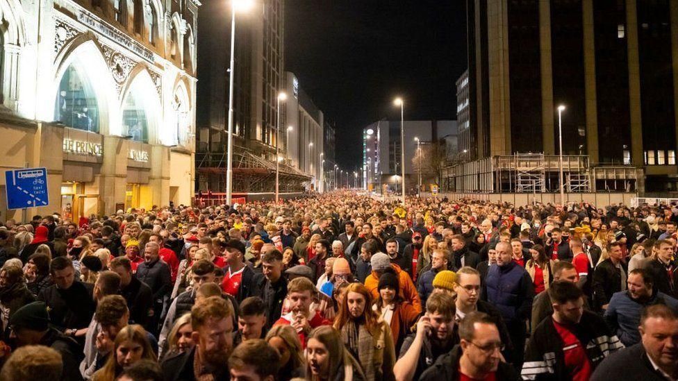 Fans pack the streets of Cardiff