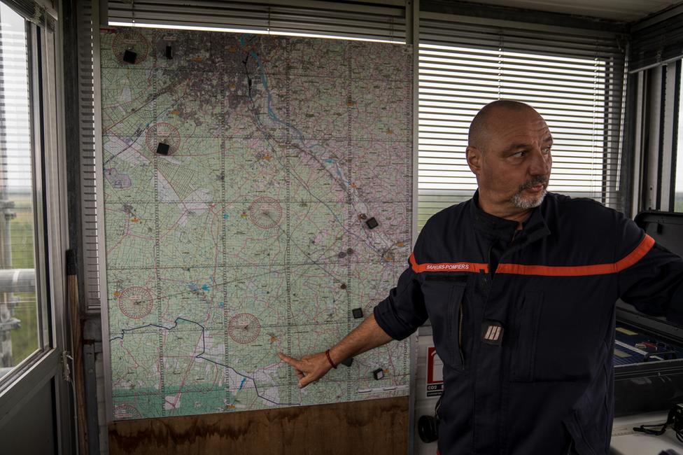 The Gironde fire department has resisted remote camera centres in favour of keeping people up towers.