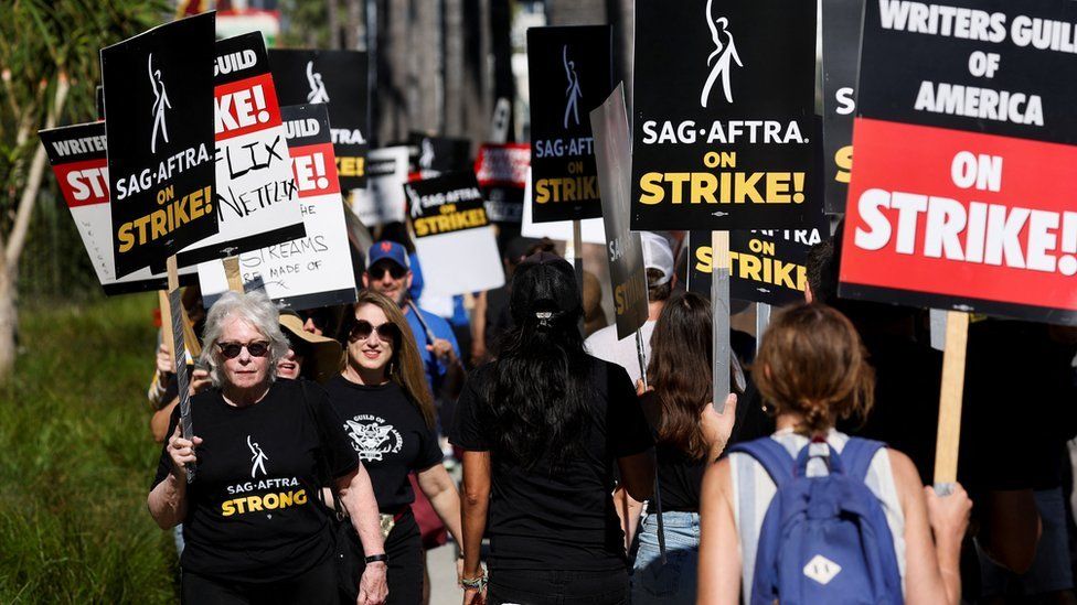 SAG members on strike