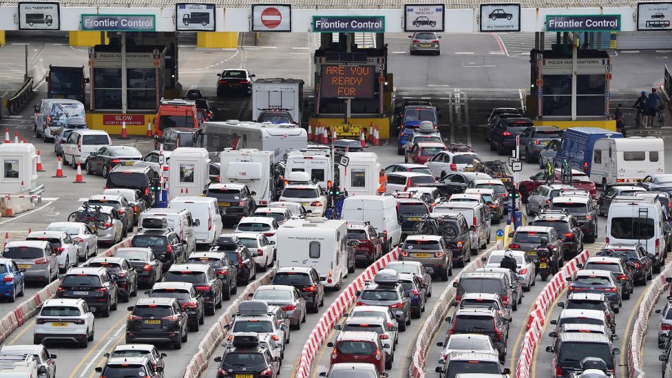 Queues at the port of Dover