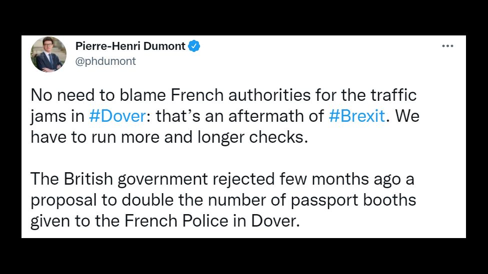 Tweet from French MP Pierre-Henri Dumont on the delays at Calais
