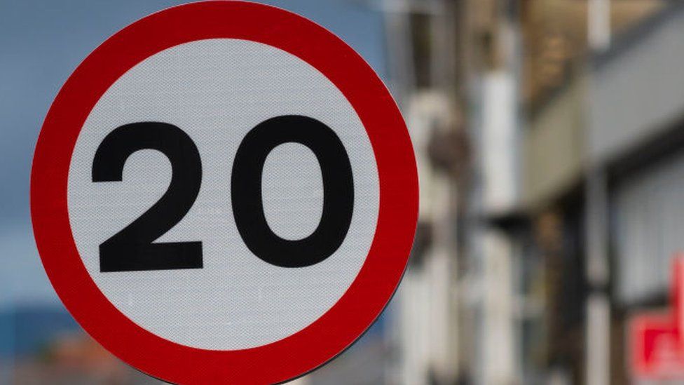 20mph sign in street