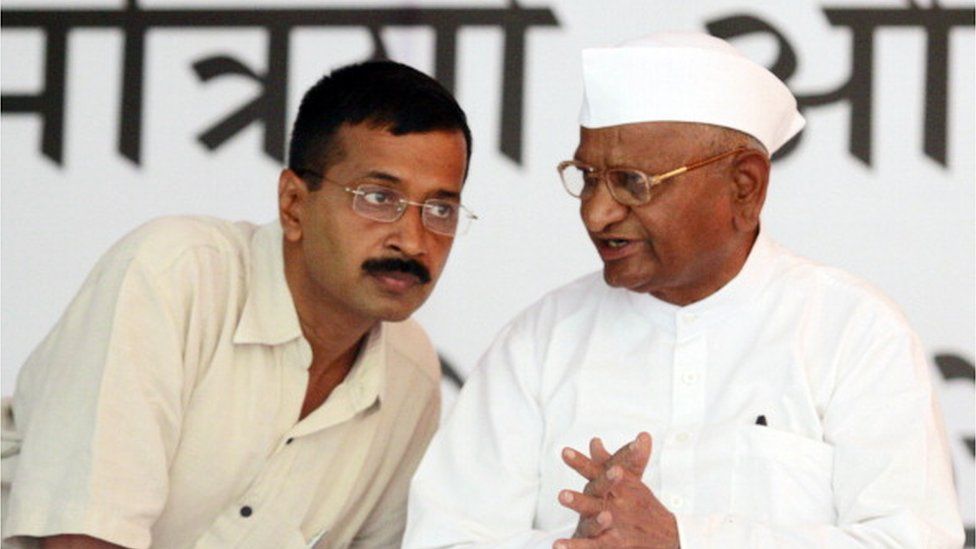 Social activist Anna Hazare with Arvind Kejriwal during the hunger strike to protest for Lokpal Bill at the Jantar Mantar on July 25, 2012 in New Delhi, India