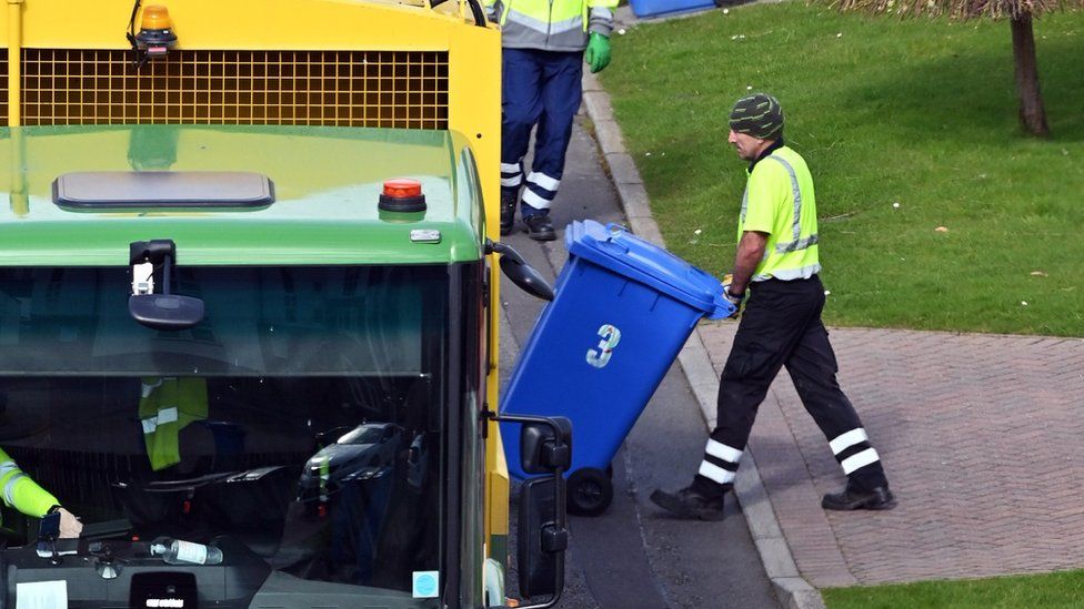 refuse collection in Fife