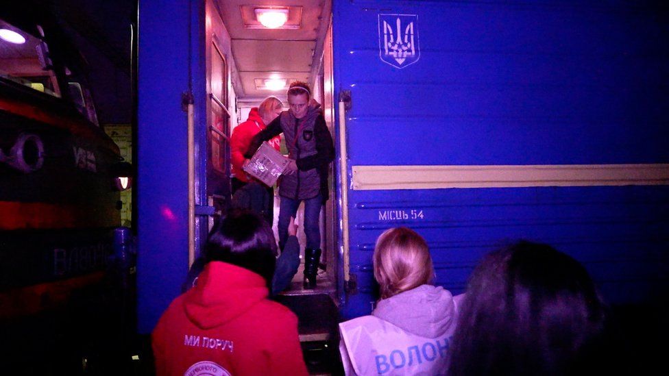 Evacuees arrive by train in central Ukraine