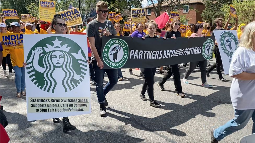 Starbucks Workers United campaigners