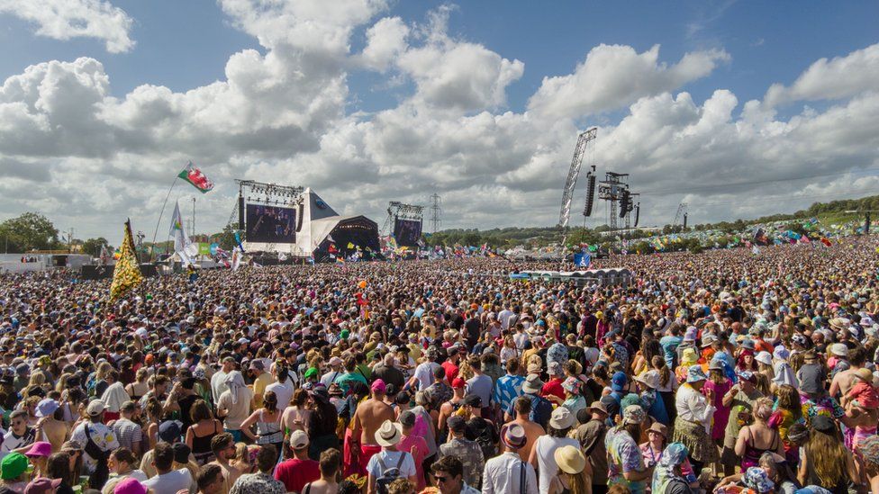 Crowd at Glastonbury Festival 2022