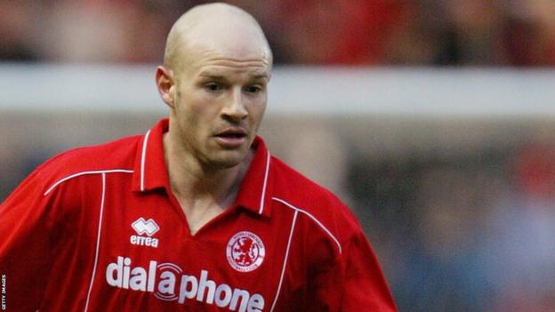 Danny Mills runs down the win for Middlesbrough