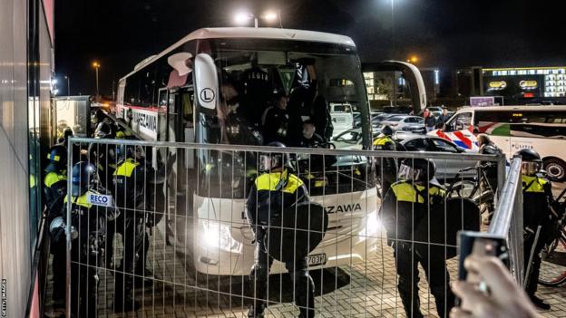 Police surrounding the Legia Warsaw team bus
