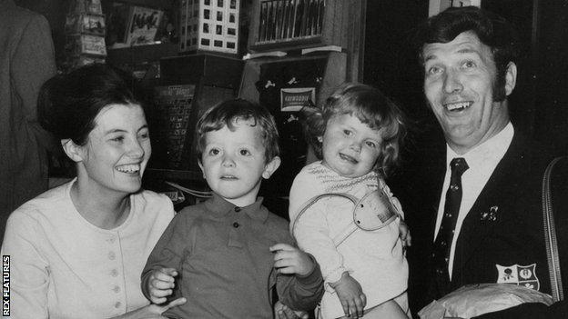 John Dawes with his wife Jeanette and children Catherine and Michael
