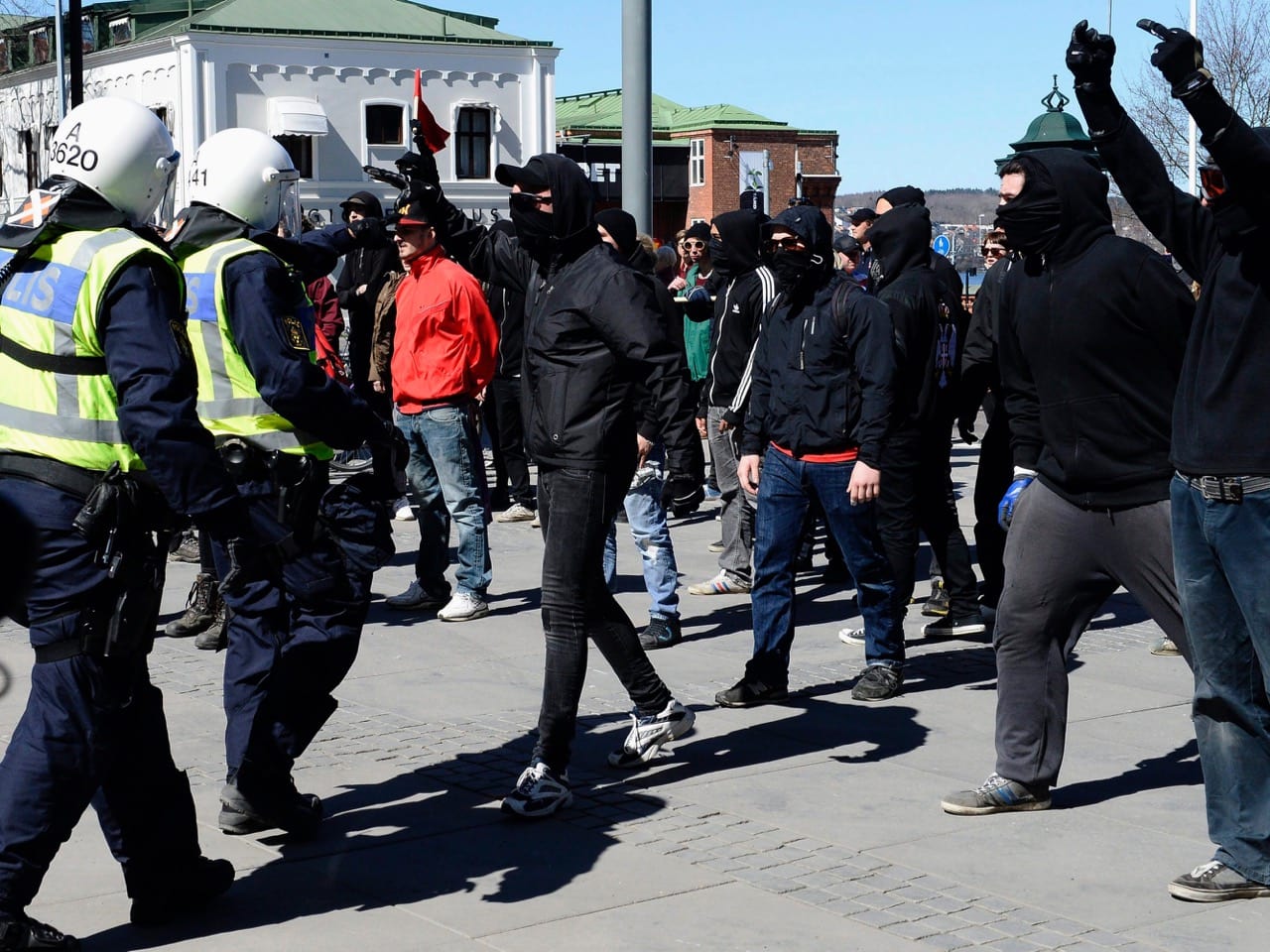 Police separate protesters during a May Day demonstration organised by a nationalist political party in Jonkoping, 1 May 2013, REUTERS/Mikael Fritzon/Scanpix Sweden