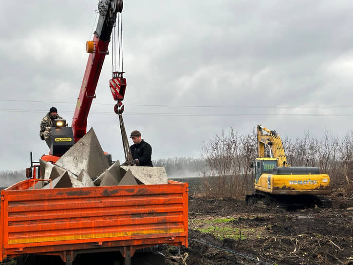 Строительство засечной черты в Белгородской области