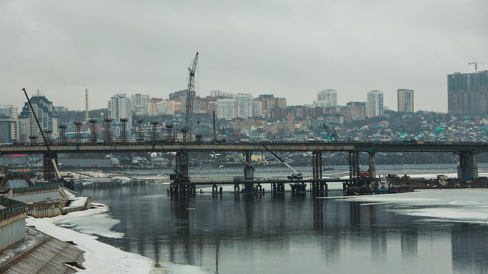 Договор на капремонт моста заключили в январе 2022 года с АО «Уралмостострой»
