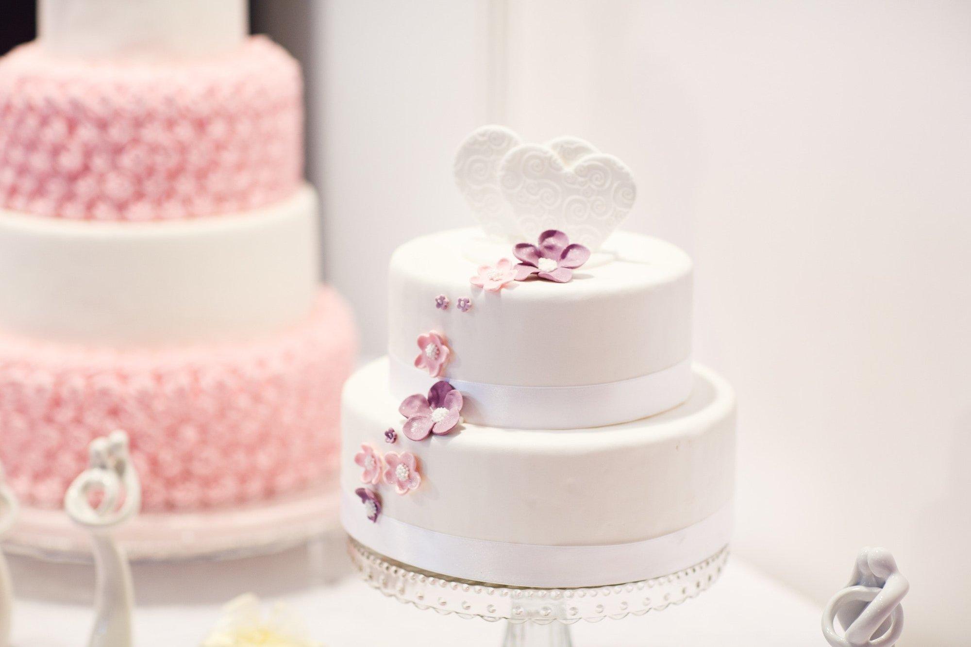 Торт или сладкий стол? Выбираем самый трендовый и вкусный свадебный десерт