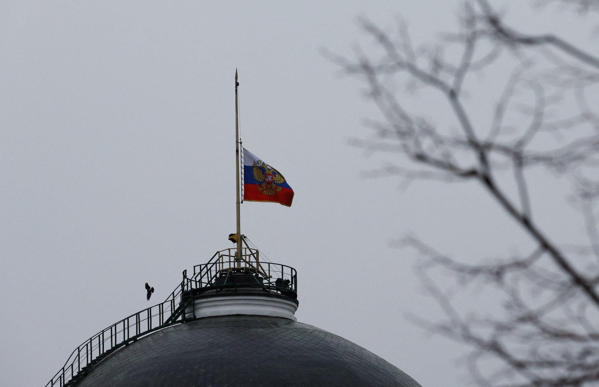 24 марта в России объявлен днем общенационального траура, государственные флаги приспущены