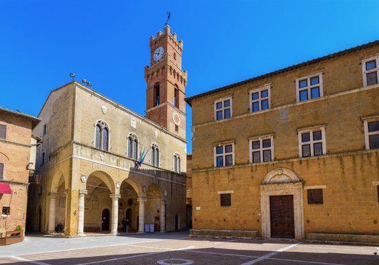 Дома в Италии за 1 евро: как мэр небольшого городка ищет желающих купить заброшенные особняки
