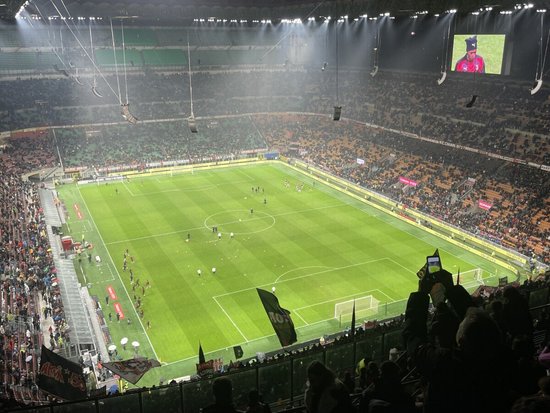 Сколько стоить съездить на футбол в Италию?