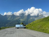 Путешествие в доме на колесах — Австрия, Швейцария и озеро Комо. История Илги и Гатиса