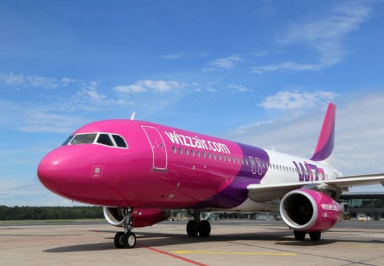 Wizz Air внесла изменения в график полетов по Европе, в том числе из стран Балтии