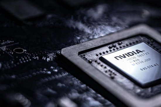 Nvidia представила "самый мощный в мире" чип для искусственного интеллекта