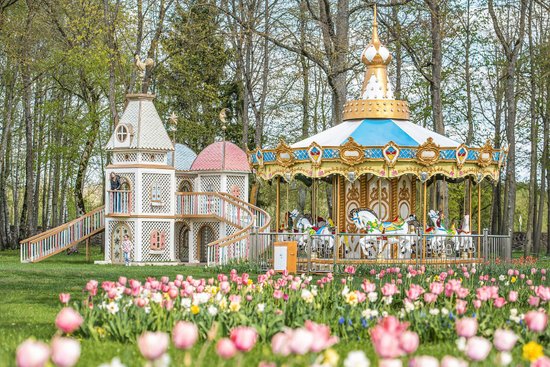 В эти выходные в Пакруойской усадьбе заработает Фестиваль тюльпанов и весенних цветов