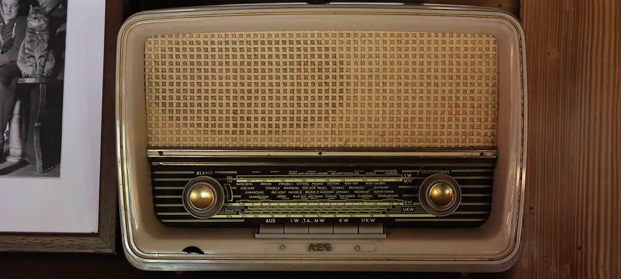 Ein altes Radiogerät