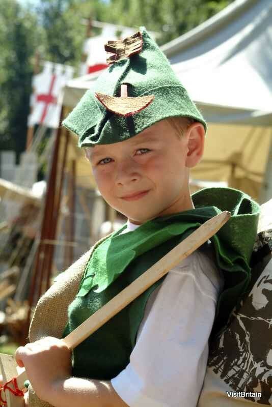 UK_England_Nottingham_Robin_Hood_festival_015505faf87447029bca0077774c52c2.jpg