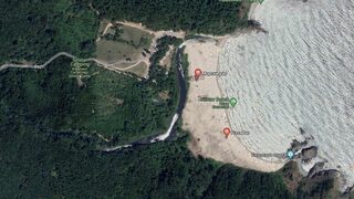 Дървета край плажа Силистар ще бъдат изсечени заради неясна продажба на общински път