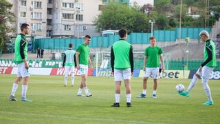 БФС забрани на "Берое" да картотекира нови футболисти, глоби ЦСКА и "Левски"