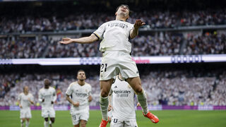 "Реал" (Мадрид) ликува с титлата в Испания след грешка на "Барселона"